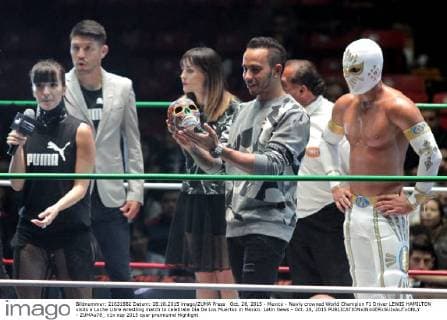 Oct. 28, 2015 - Mexico - Newly crowned World Champion F1 Driver LEWIS HAMILTON visits a Luche Libre wrestling match to celebrate Dia De Los Muertos in Mexico. Latin News - Oct. 28, 2015  - ZUMAu78_