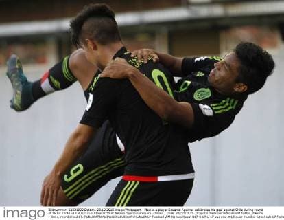 Mexico s player Eduardo Aguirre, celebrates his goal against Chile during round of 16 for FIFA U-17 World Cup Chile 2015 at Nelson Oyarzun stadium. Chillan , Chile. 28 10 2015. DragomirYankovicxPhotosport Futbol, Mexico v Chile, mundial sub17. 