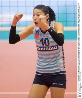 Volleyball, Damen, CEV Champions League, Saison 2015 2016, Dresdner SC (DSC) - Fenerbahce Grundig Istanbul (TUR), Mittwoch (28.10.2015), Margon Arena, Dresden. Istanbuls Kim Yeon-Koung. RM001