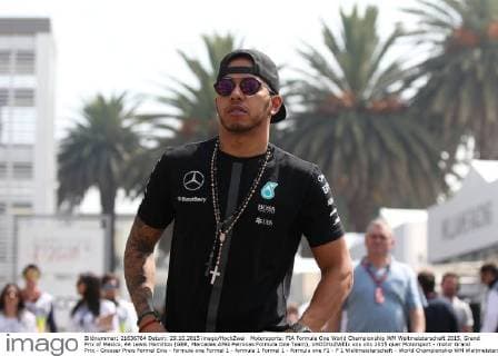 Motorsports: FIA Formula One World Championship WM Weltmeisterschaft 2015, Grand Prix of Mexico, 44 Lewis Hamilton (GBR, Mercedes AMG Petronas Formula One Team), xHOCHxZWEIx