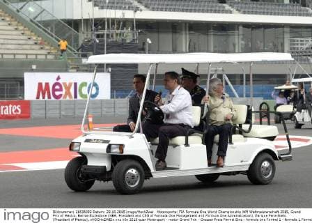 Motorsports: FIA Formula One World Championship WM Weltmeisterschaft 2015, Grand Prix of Mexico, Bernie Ecclestone (GBR, President and CEO of Formula One Management and Formula One Administration), Enrique Pena Nieto (President of Mexico), xHOCHxZWEIx