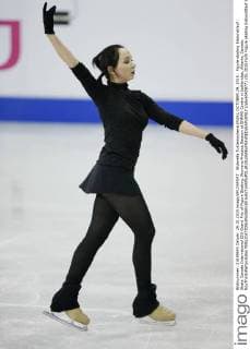 Elizaveta Tuktamysheva (RUS), OCTOBER 29, 2015 : Figure skating Eiskunstlauf : Skate Canada International ISU Grand Prix of Figure Skating, Womens Practice Session at ENMAX Centre in Lethbridge, Alberta, Canada. NoxThirdxPartyxSales  (qdwa042977)
