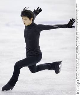 Hanyu gets ready for Skate Canada Sochi Olympic champion Yuzuru Hanyu works out during a practice session in Lethbridge, Canada, on Oct. 29, 2015, a day prior to Skate Canada, an event in the Grand Prix Figure skating Eiskunstlauf series. 