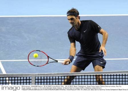 30.10.2015. Basel, Switzerland. Basel Swiss Indoor Tennis Championships. Day Six Roger Federer in action in the match between Roger Federer of Switzerland and David Goffin of Belgium xDavidxEmmx  ActionPlus11677351