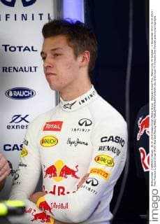 Mexican Grand Prix, Mexico City 29 October - 1 November 2015 30.10.2015 - Free Practice 2, Daniil Kvyat (RUS) Red Bull Racing RB11 