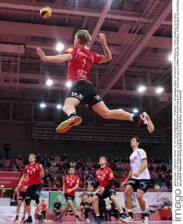 Volleyball 1. Bundesliga Saison 2015 2016 TV Rottenburg - SVG Lueneburg 31.10.2015 Dirk Mehlberg (TV Rottenburg) in Aktion 