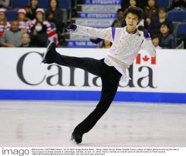 Hanyu takes 2nd at Skate Canada Yuzuru Hanyu of Japan performs during the men s free program at Skate Canada in Lethbridge, Canada, on Oct. 31, 2015. Hanyu marked an overall score of 259.54 points to finish second. 