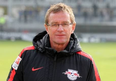 Sandhausen - RB Leipzig Fussball 2. Bundesliga Sandhausen, 01.11.2015, Hardtwaldstadion, Fussball, 2. BL, 13. Spieltag. , SV Sandhausen vs. RB Leipzig , Im Bild:Trainer und Sportdirektor Ralf Rangnick (RB Leipzig). ,