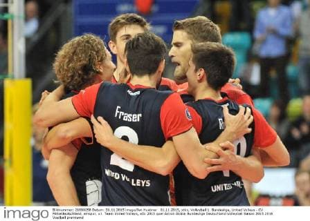 01.11.2015, xtkx, Volleyball 1. Bundesliga, United Volleys - CV Mitteldeutschland, emspor, v.l. Team United Volleys,