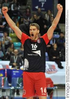 01.11.2015, xtkx, Volleyball 1. Bundesliga, United Volleys - CV Mitteldeutschland, emspor, v.l. Christian Duennes (United Volleys) ,