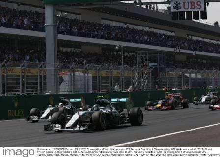 Motorsports: FIA Formula One World Championship WM Weltmeisterschaft 2015, Grand Prix of Mexico, 6 Nico Rosberg (GER, Mercedes AMG Petronas Formula One Team), 44 Lewis Hamilton (GBR, Mercedes AMG Petronas Formula One Team), start, mass, Masse, Menge, viele, many xHOCHxZWEIx