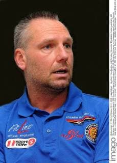 Handball, Fotoshooting mit Christian Schwarzer Blieskastel-Niederwuerzbach, 664 Christian Schwarzer, Niederwuerzbach, DHB Handball-Jugend-Koordinator, 02.11.15, Christian Schwarzer im Pressegespraech fuer das Magazin Saar des Landessportverbandes Saar, LSVS, Copyright: Franz Eibner-Pressefoto EP_PFZ