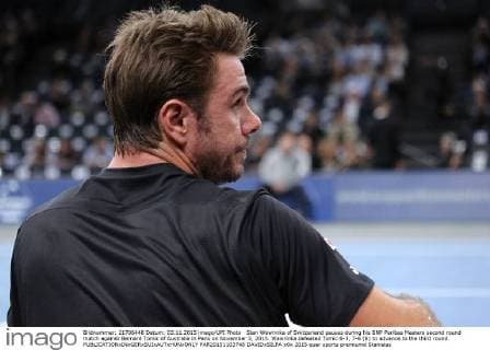 Stan Wawrinka of Switzerland pauses during his BNP Paribas Masters second round match against Bernard Tomic of Australia in Paris on November 3, 2015. Wawrinka defeated Tomic 6-3, 7-6 (6) to advance to the third round.  PAR20151103748 DAVIDxSILPA