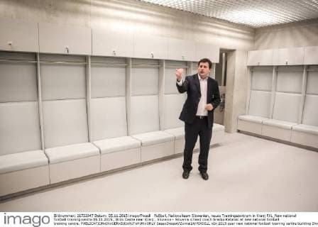 Fußball, Nationalteam Slowenien, neues Trainingszentrum in Kranj PXL_New national football training centre 05.11.2015., Brdo Castle near Kranj , Slovenia - Slovenia s head coach Srecko Katanec at new national football training centre.  SasaxDespot Zurnal24 PIXSELL