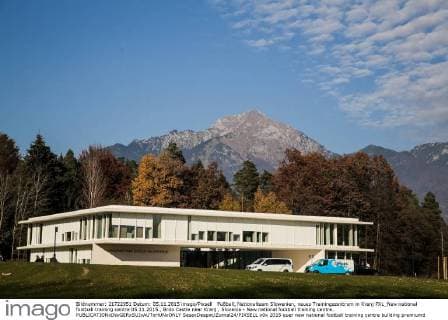 Fußball, Nationalteam Slowenien, neues Trainingszentrum in Kranj PXL_New national football training centre 05.11.2015., Brdo Castle near Kranj , Slovenia - New national football training centre.  SasaxDespot Zurnal24 PIXSELL