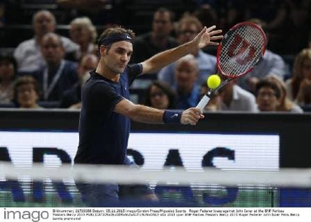 Roger Federer loses against John Isner at the BNP Paribas Masters Bercy 2015 