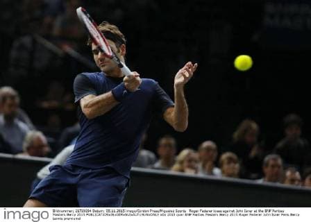 Roger Federer loses against John Isner at the BNP Paribas Masters Bercy 2015 