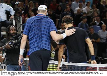 Roger Federer loses against John Isner at the BNP Paribas Masters Bercy 2015 