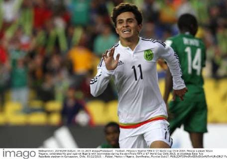 Football, Mexico v Nigeria FIFA U-17 World Cup Chile 2015. Mexico s player Kevin Magana, celebrates his goal against Nigeria with teammates during the semifinals FIFA U-17 World Cup Chile 2015, at alcaldesa Ester Roa Rebolledo stadium in Concepcion, Chile. 05 11 2015. -. Fútbol, Mexico v Nigeria. Semifinales, Mundial Sub17. 
