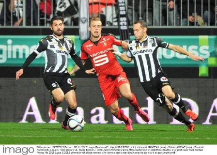Kamil GROSICKI (srfc) - Vincent MANCEAU (sco) - Olivier AURIAC (sco) - Fussball Frankreich, Ligue 1, SCO Angers vs. Stade Rennes - 06 11 2015 FEP Panoramic 