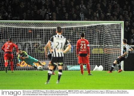 BENOIT COSTIL (srfc) - Fussball Frankreich, Ligue 1, SCO Angers vs. Stade Rennes - 06 11 2015 FEP Panoramic 