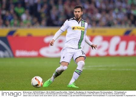 Fußball 1. Bundesliga 12. Spieltag Borussia Mönchengladbach - FC Ingolstadt am 07.11.2015 im Borussia-Park in Mönchengladbach Alvaro Dominguez ( Mönchengladbach ) xTTx