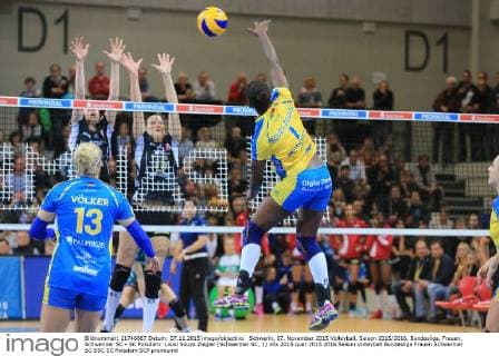Schwerin, 07. November 2015 Volleyball, Saison 2015 2016, Bundesliga, Frauen, Schweriner SC - SC Potsdam: Lousi Souza Ziegler (Schweriner SC, 1)