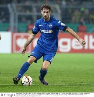 Mittwoch 28.10.2015, Saison 2015 2016, DFB-Pokal, 2. Runde im Dortmunder Signal Iduna Park, BVB Borussia Dortmund - SC Paderborn 07, Nick Proschwitz (SCP)