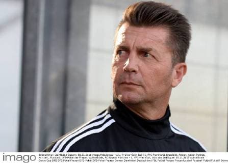 v.li.: Trainer Colin Bell (1. FFC Frankfurt) Einzelbild, Aktion, Action Porträt, Portrait , Fussball, DFB-Pokal der Frauen, Achtelfinale, FC Bayern München - 1. FFC Frankfurt, xslx