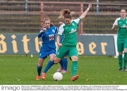 v.li.: Elisa Senß (Senss, SV Meppen, 14) im Zweikampf mit Lisa-Marie Scholz (SV Werder Bremen, 7), Fussball, DFB-Pokal der Frauen, SV Meppen - SV Werder Bremen, xobx