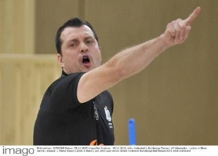 08.11.2015, xtkx, Volleyball 1.Bundesliga Damen, VC Wiesbaden - Ladies in Black Aachen, emspor .l. Marek Rojko (Ladies in Black),