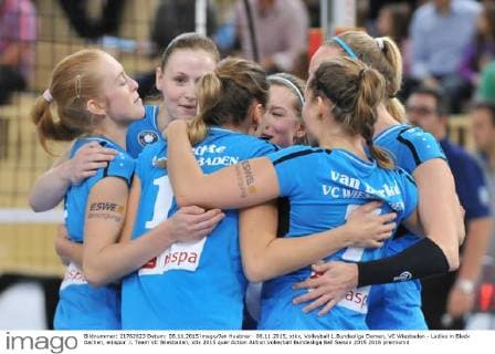 08.11.2015, xtkx, Volleyball 1.Bundesliga Damen, VC Wiesbaden - Ladies in Black Aachen, emspor .l. Team VC Wiesbaden,