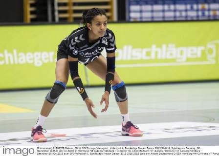 Volleyball 1. Bundesliga Frauen Saison 2015 2016 6. Spieltag am Sonntag, 08. November 2015 in der CU Arena in Hamburg: VT Aurubis Hamburg - Dresdner SC Claire Bertram (VT Aurubis Hamburg) VT Aurubis Hamburg - Dresdner SC