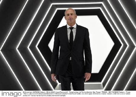 Fotoshooting mit Turnierdirektor Guy Forget TENNIS : BNP PARIBAS Masters - Finale - Paris - 08 11 2015 JBAutissier Panoramic 