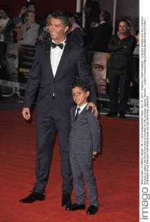 Nov. 9, 2015 - England, United Kingdom - Cristiano Ronaldo and son Cristiano Ronaldo Jr attend the World Premiere of Ronaldo at VUE Leciester Square. Ronaldo - London Premiere - ZUMAs147