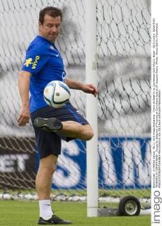 Treino da Sele??o no Corinthians SAO PAULO, Brazil - 09 11 2015: SELECTION TRAINING IN CORINTHIANS - Dunga for Selection of Training at Corinthians held at CT Joaquim Grava. (Photo: Marco Galv?o FotoArena)  MarcoxGalv?o