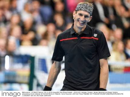 20151109, Helsinki, Finland. Jarkko Nieminen and Roger Federer pictured during an exhition at Hartwall Arena in Helsinki. Jarno Kuusinen All Over Press FINLAND OUT  1.03563937
