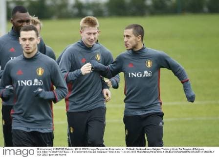 Fußball, Nationalteam Belgien Training Kevin De Bruyne of Belgium and Eden Hazard FOOTBALL : Entrainement Equipe Belgique - Bruxelles - 10 11 2015 PhotoNews Panoramic 