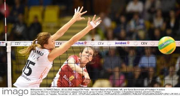Neriman Ozsoy of Eczacibasi, left, and Sonja Borovinsek of Prostejov in action during the Women s Volleyball Champions League 2nd round, group C match VK Agel Prostejov vs Eczacibasi Istanbul, played in Prostejov, Czech Republic, on Tuesday, November 10, 2015. (CTKxPhoto LudekxPerina) CTKPhotoP201511100868501  LPE 003