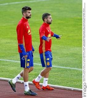 Fußball, Training Nationalteam Spanien Spain national team Nationalteam training session at Las Rozas. In this picture, Gerard Pique and Jordi Alba. xPABLOGARCIAx 