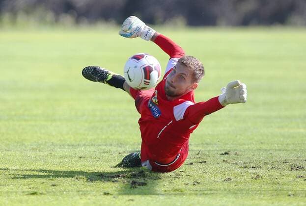 SOCCER - AUT vs SUI, friendly match, preview ALICANTE,SPAIN,11.NOV.15 - SOCCER - OEFB international match Länderspiel Austria vs Switzerland, friendly match, preview, team training camp, training team AUT. Image shows Andreas Lukse (AUT). GEPAxpictures xChristianxOrt