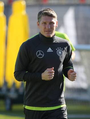 11.11.2015, DFB Team Training, Säbenerstrasse, München, Fussball, im Bild: Bastian Schweinsteiger (Deutschland)