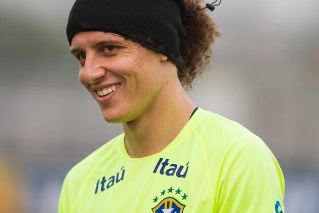 Training Selection Home Brazilian Sao Paulo, Brazil - 10 11 2015: SELECTION TRAINING HOME BRAZILIAN - David Luiz for training the Brazilian Principal Selection held at CT Joaquim Grava Corinthians. (Photo: Fe Reis FotoArena)  FexReis