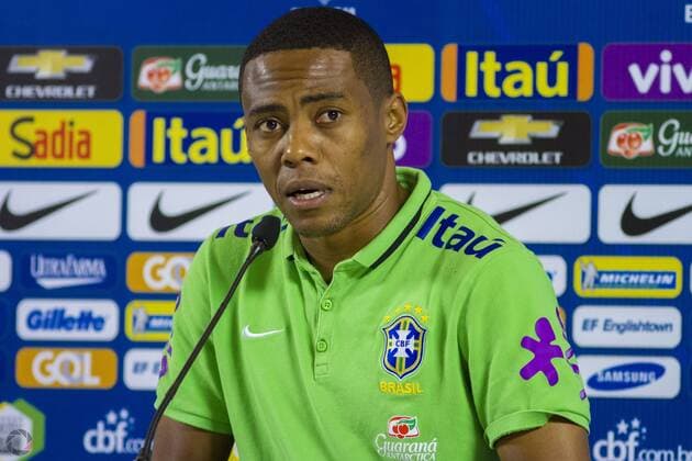 Treino da Sele??o Brasileira Principal SAO PAULO, Brazil - 11 11 2015: BRAZILIAN SELECTION TRAINING HOME - press conference PK Pressekonferenz the wheel Elias national team Nationalteam during the training held at the Main. (Photo: Marco Galv?o FotoArena)  MarcoxGalv?o