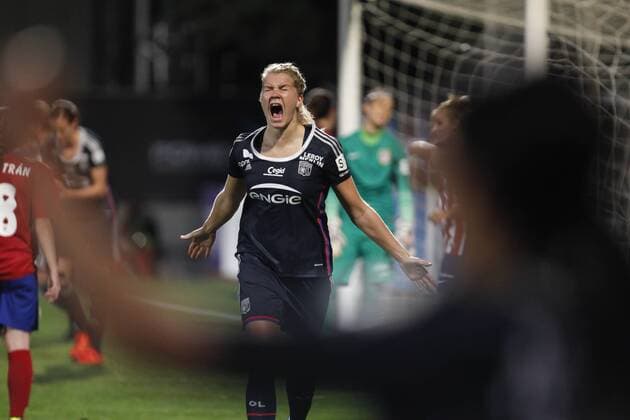 Fußball, Damen, Champions League, Atletico Madrid - Olympique Lyon Olympique Lyonnais s Hegerberg celebrates a goal (0-2) during UEFA Women s Champions League soccer match between Atletico de Madrid and Olympique Lyonnais, in Madrid, Spain. November 11, 2015.  (20151111043)