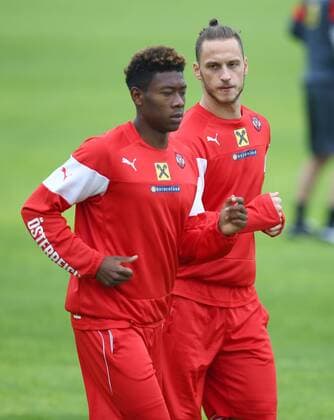 Fußball, Nationalteam Österreich Training SOCCER - AUT, friendly match, preview ALICANTE,12.NOV.15 - SOCCER - OEFB international match, training team AUT. Image shows David Alaba and Marko Arnautovic (AUT). GEPAxpictures xChristianxOrt
