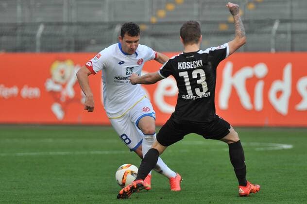12.11.2015, xtkx, Fussball Testspiel, FSV Mainz 05 - SV Sandhausen v.l. Todor Nedelev (Mainz 05) , Jakub Kosecki (SV Sandhausen) ,