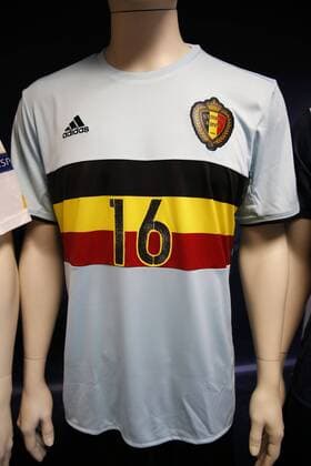 Fußball, Trikot Präsentation Nationalteam Belgien Maillot Belgique FOOTBALL : Presentation des nouveaux maillots - Belgique - Euro 2016 - Paris - 12 11 2015 PhotoNews Panoramic 