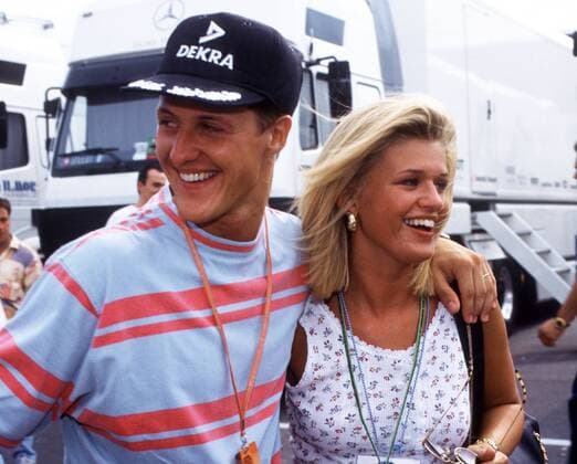 Michael Schumacher und Frau Corinna (re) im Team Benetton