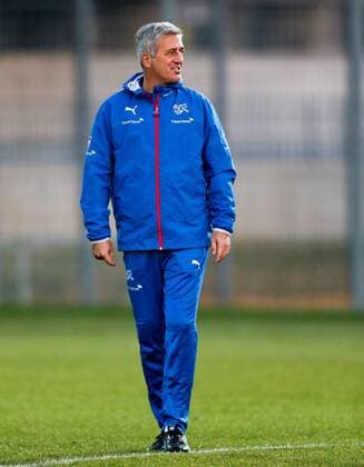SOCCER - preview VIENNA,12.NOV.15 - SOCCER - training Nationalteam SUI. Image shows head coach Vladimir Petkovic (SUI). GEPAxpictures xPhilippxBrem